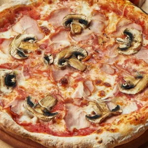 Sonka gomba pizza
